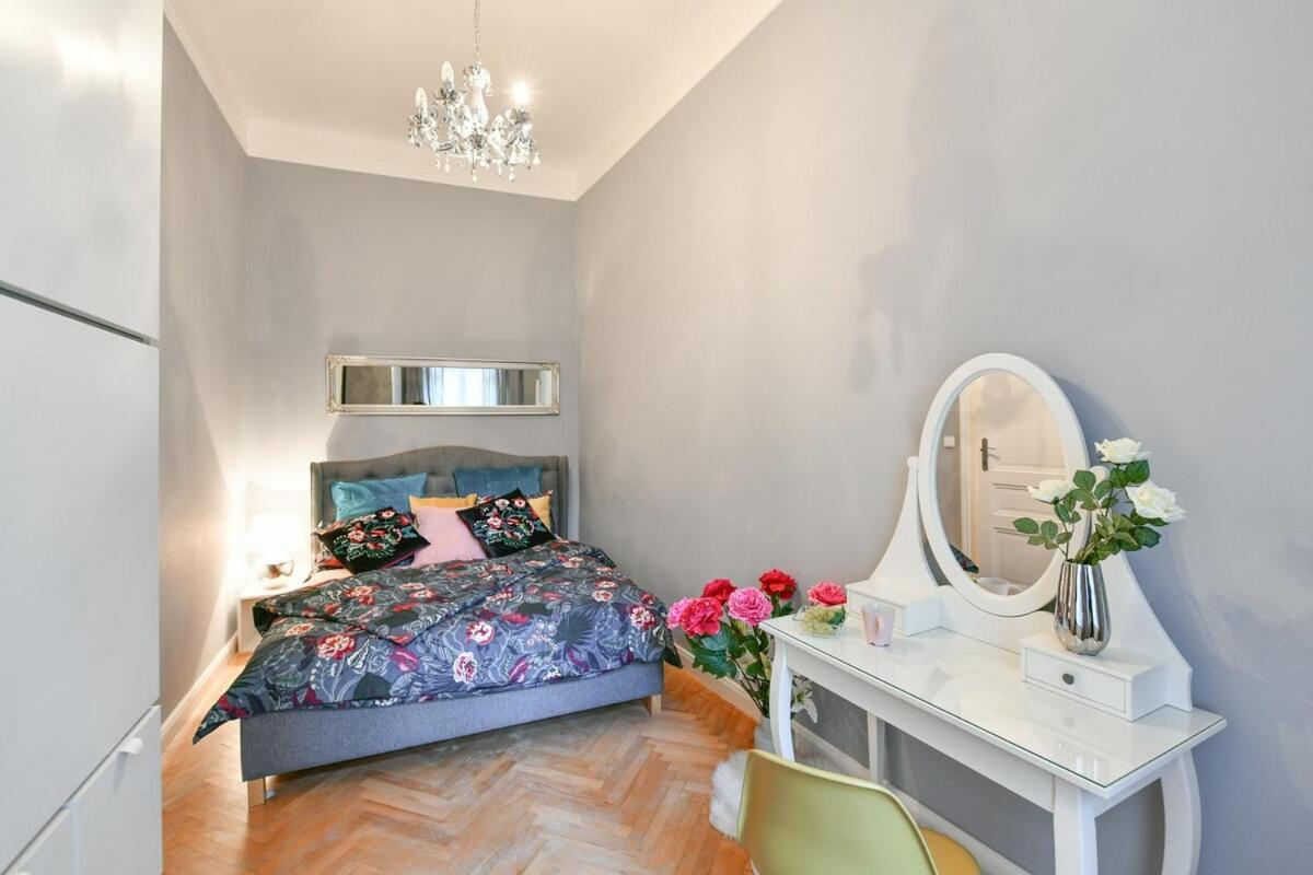 Cityscape Wenceslas Square Apartment Prague Luaran gambar