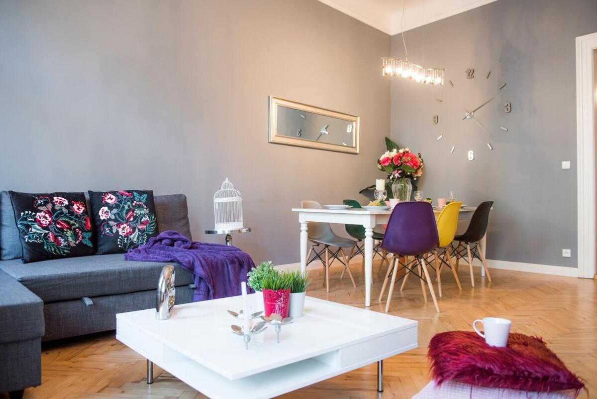 Cityscape Wenceslas Square Apartment Prague Luaran gambar
