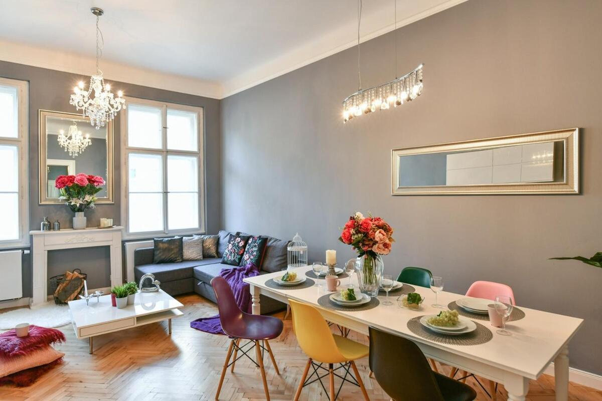 Cityscape Wenceslas Square Apartment Prague Luaran gambar